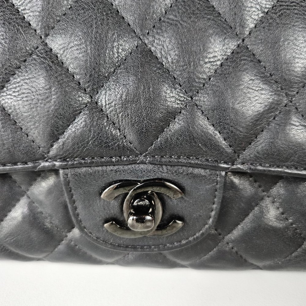 Chanel So Black Medium Calfskin Classic Flap Shoulder Bag - Picture 8 of 11